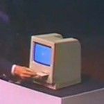 Momento mágico Steve Jobs y su Mac (1984)